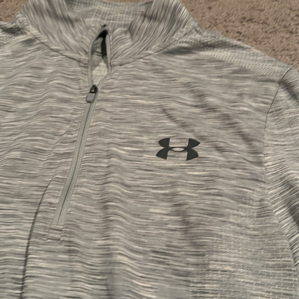 Under armour lightweight pullover - Picture 2 of 3